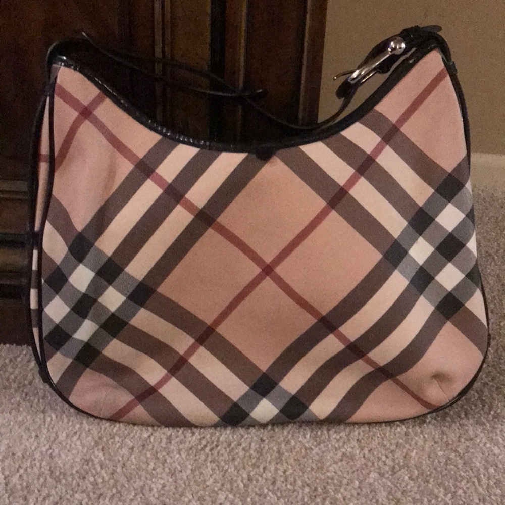 Burberry Purse.